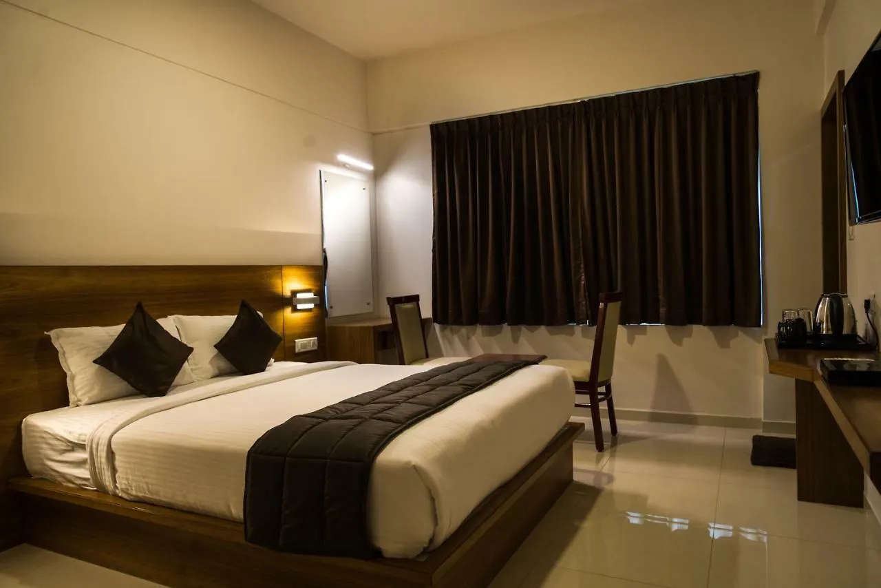 *** Hotel Heritage Inn Mysore India